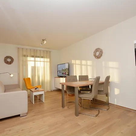 Watthof 12 Apartment